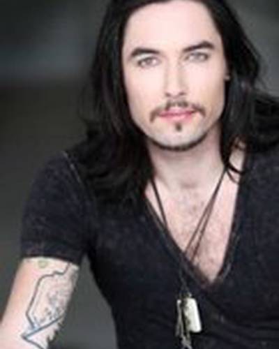 Тайлер Хэзелвуд фото