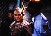 Кадр Космический полицейский участок