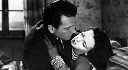 Кадр из фильма "Хроника одной любви" - 1