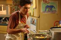 Кадр Малкольм в центре внимания