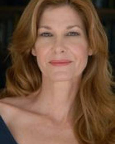 Marie Debrey фото