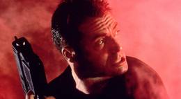 Кадр из фильма "Судья Дредд" - 1