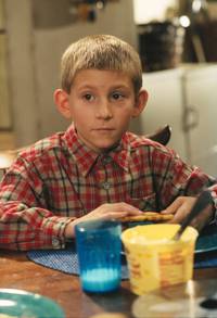 Кадр Малкольм в центре внимания