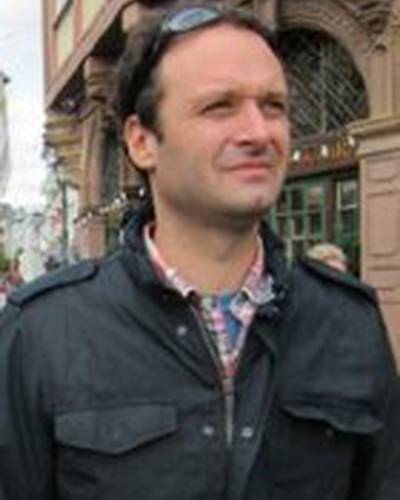 Толга Орнек фото