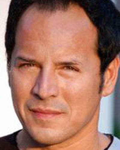 Эктор Эчаваррия фото