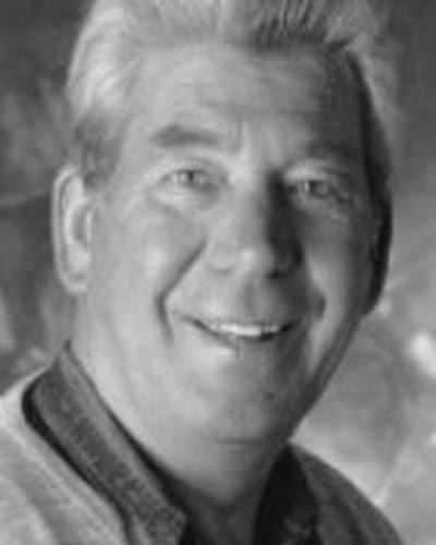 Бесси Бьярнасон фото