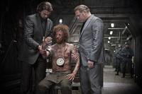 Кадр Сквозь снег