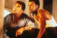 Кадр Деньги решают все