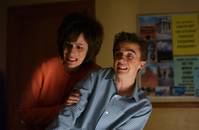 Кадр Малкольм в центре внимания