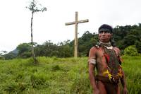 Кадр Они продают даже дождь