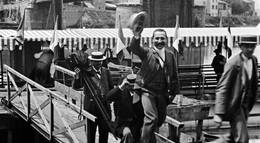 Кадр из фильма "Люмьеры!" - 1