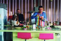 Кадр По ту сторону кровати