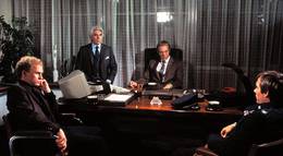 Кадр из фильма "Жизненная сила" - 2