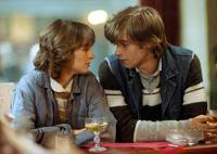 Кадр Любовь из пассажа