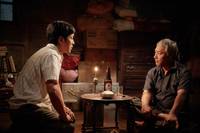 Кадр Будни торговца кровью