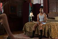 Кадр 50 оттенков черного