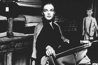 Кадр Тереза Ракен