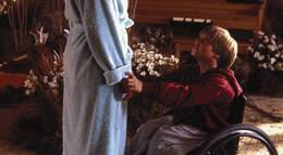 Кадр из фильма "Мак и я" - 2