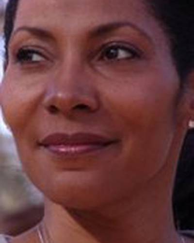 Николь Камминс фото