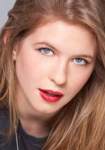 Магда Апанович фото