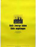 Постер из фильма "И карлики начинают с малого" - 1