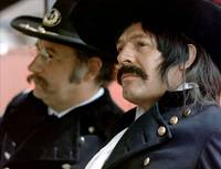 Кадр Не трогай белую женщину