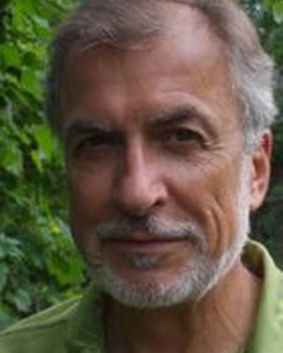 Виктор А. Янг фото