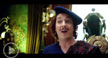 Видео с премьеры 