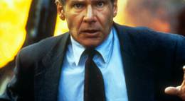 Кадр из фильма "Прямая и явная угроза" - 2