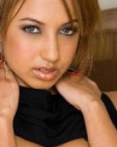 Вероник Вега фото