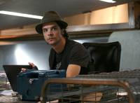 Кадр Портал юрского периода