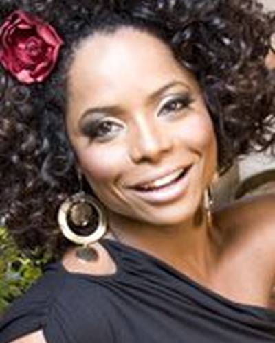 Adriana Bombom фото