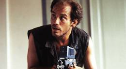 Кадр из фильма "Поля смерти" - 1