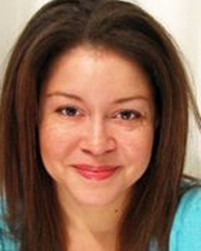 Efia Pearson фото