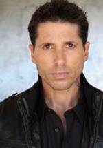 Фредди Эрнандез фото