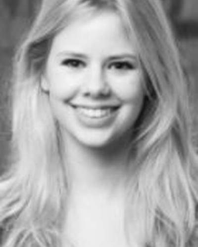 Джули Зангенберг фото