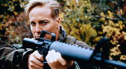 Кадр из фильма "Аэробосс 3: Расплата" - 1