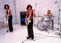 Кадр Джози и кошечки