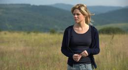 Кадр из фильма "Добыча" - 2