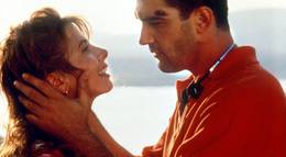 Кадр из фильма "Свяжи меня" - 2