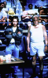 Кадр Заряженное оружие 1