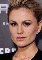 Анна Пэкуин