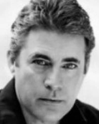 Колин Уэллс фото