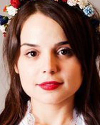 Пелин Эрмис фото