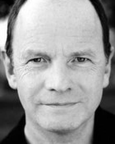 Саймон Чэндлер фото