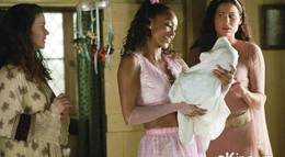 Кадр из фильма "Заколдованная Элла" - 1