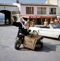 Кадр Жандарм женится