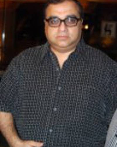 Раджкумар Сантоши фото