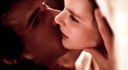 Кадр из фильма "Фаринелли-кастрат" - 1