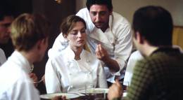 Кадр из фильма "Неотразимая Марта" - 1